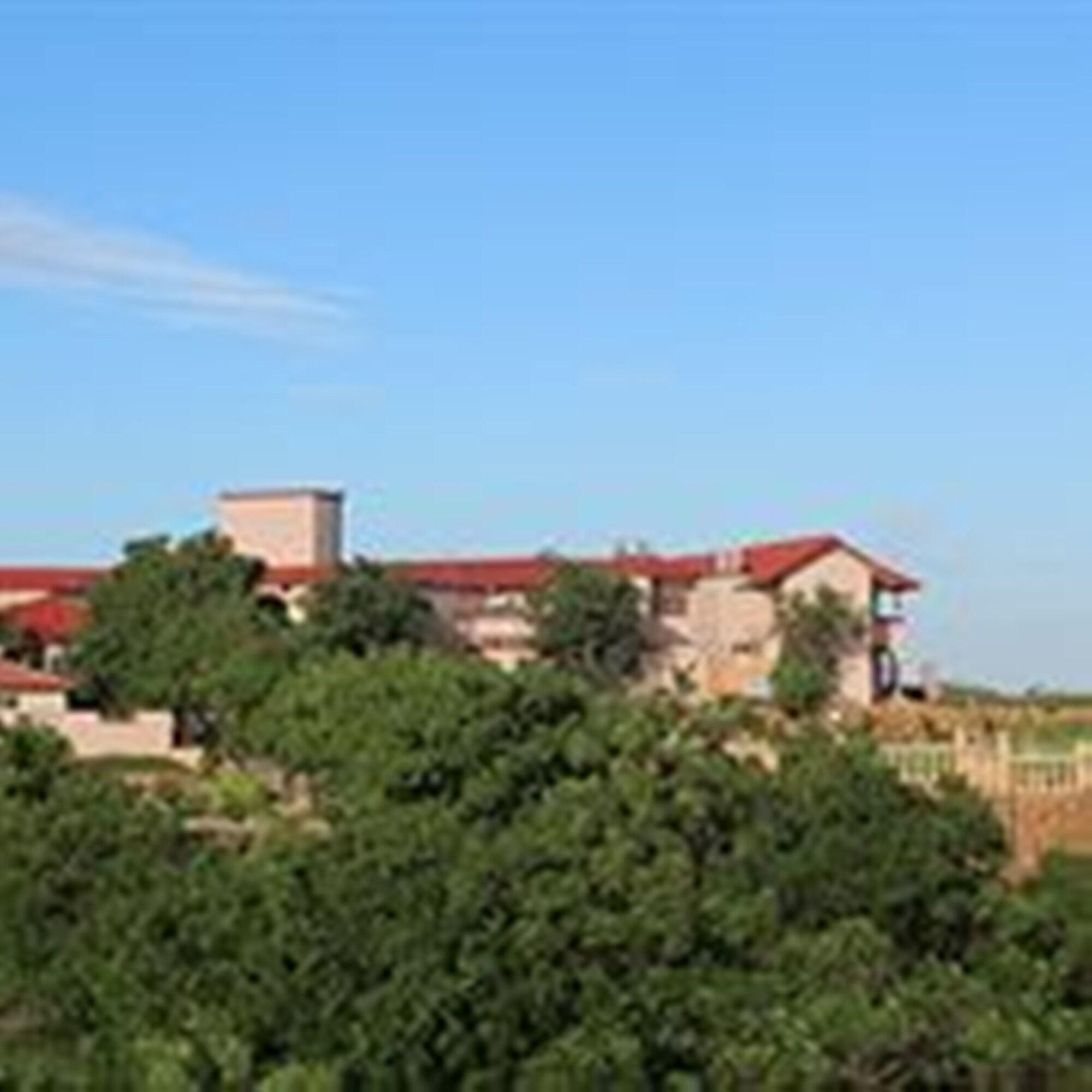 Regenta Resort Bhuj By Royal Orchid Hotels Limited Ngoại thất bức ảnh