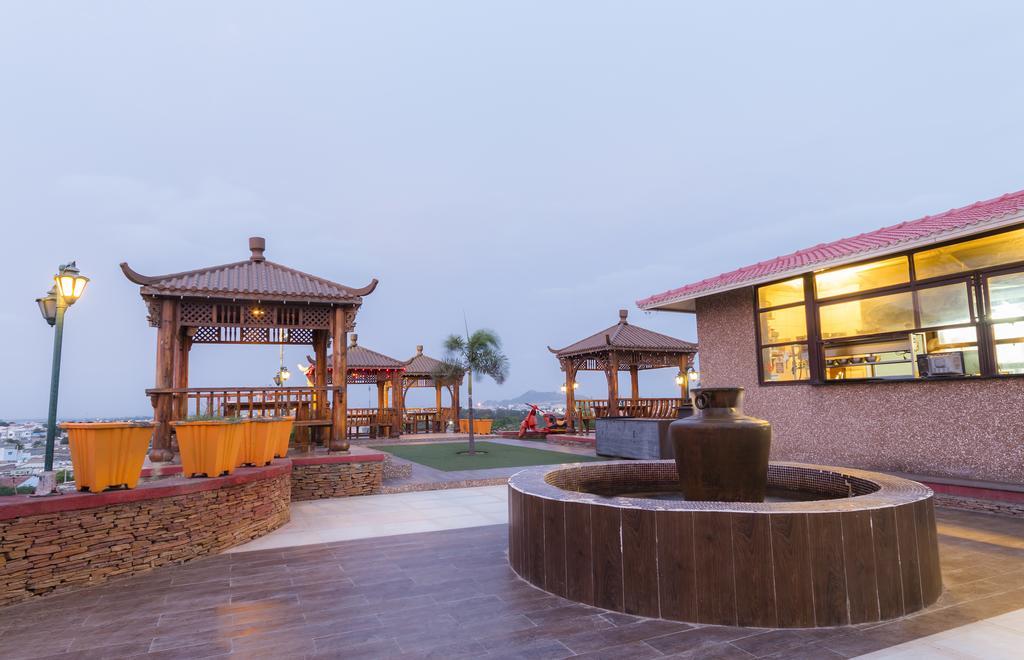 Regenta Resort Bhuj By Royal Orchid Hotels Limited Ngoại thất bức ảnh
