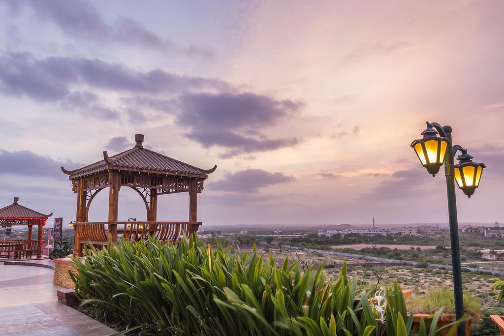 Regenta Resort Bhuj By Royal Orchid Hotels Limited Ngoại thất bức ảnh