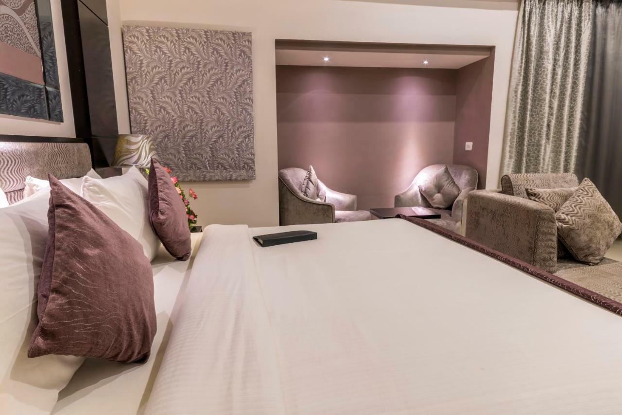 Regenta Resort Bhuj By Royal Orchid Hotels Limited Ngoại thất bức ảnh